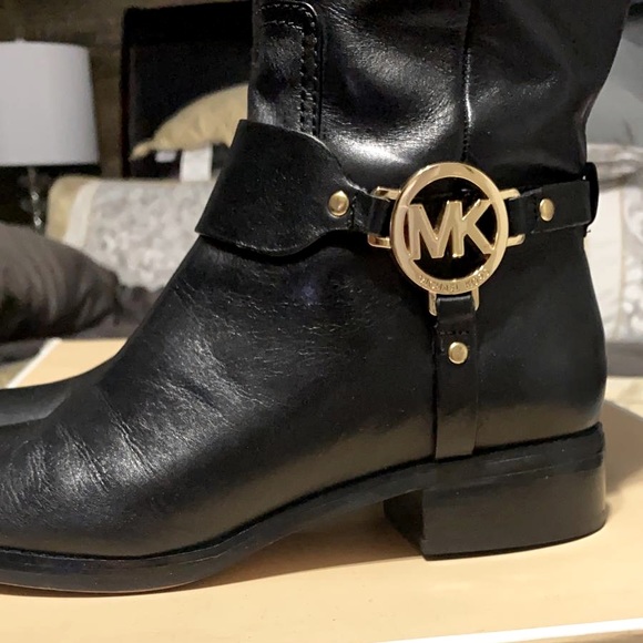Micheal Kors boot fulton harness boots - Picture 4 of 6